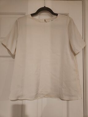 Banana Republic Ivory Short-Sleeve Blouse